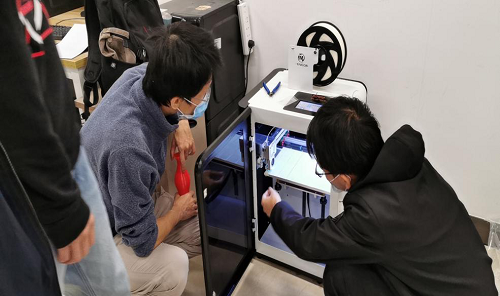 洋明达3D打印机助力汽配行业产品研发(图1)